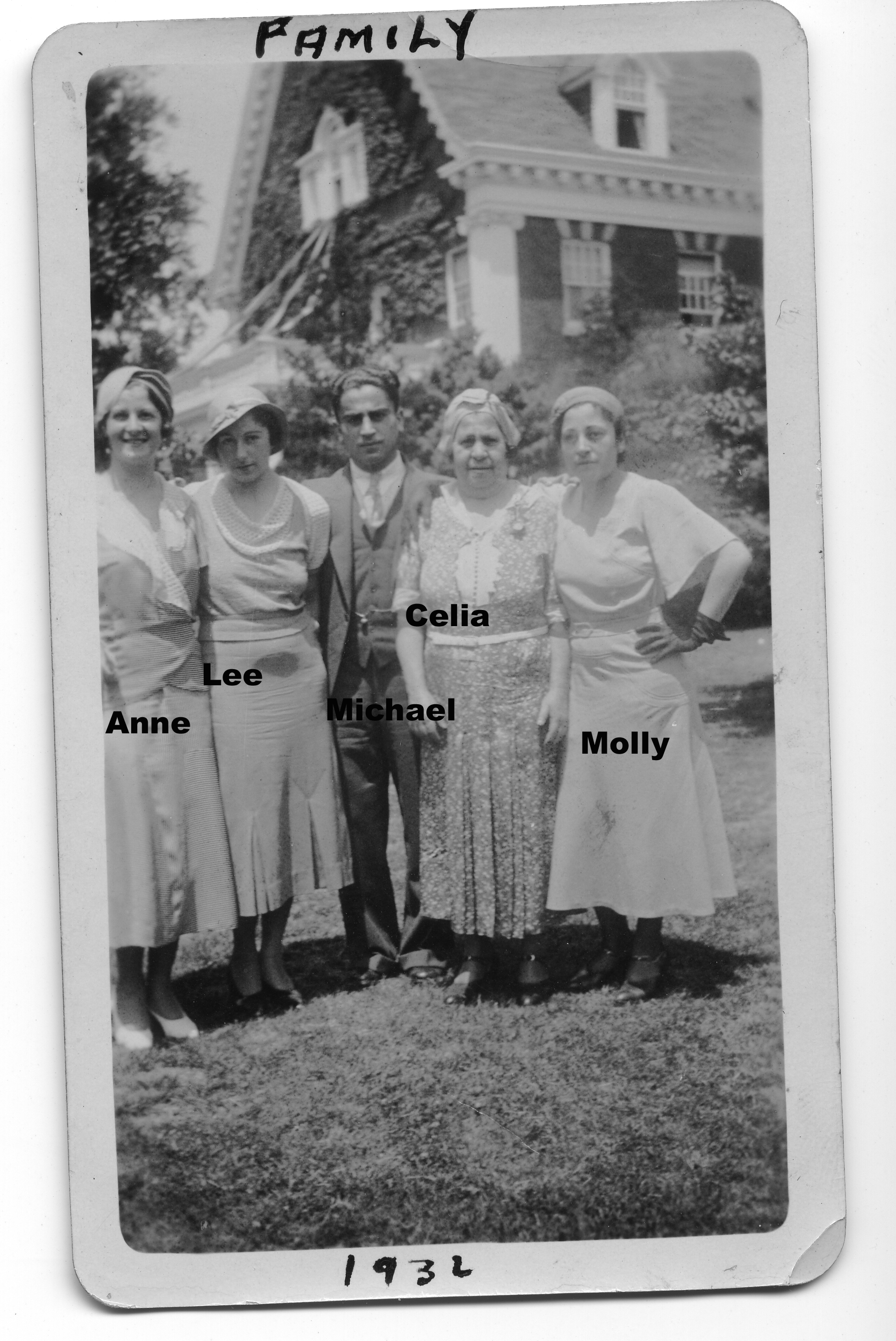 A group of people posing for a photo

Description automatically generated