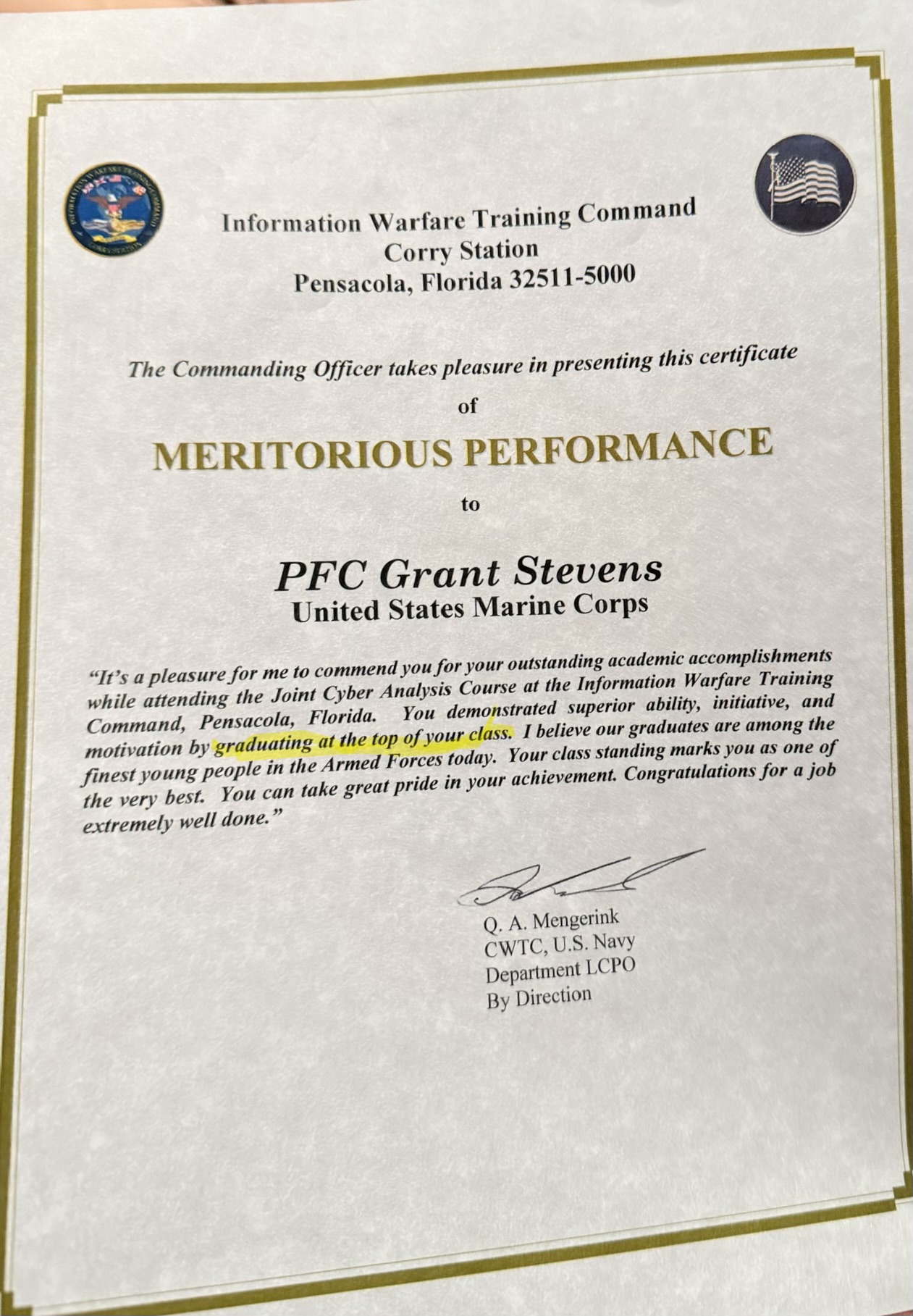 A certificate of appreciation

Description automatically generated